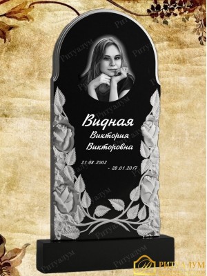 Памятник резной из гранита ЧПУ "Вьющиеся розы" — ritualum.ru Памятник резной из гранита ЧПУ "Вьющиеся розы" — ritualum.ru